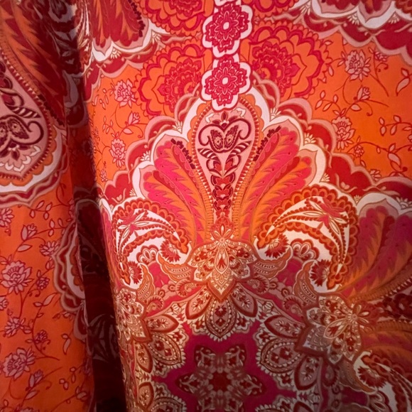 Plus Size Tie Neck Printed Dress - Picture 5 of 9